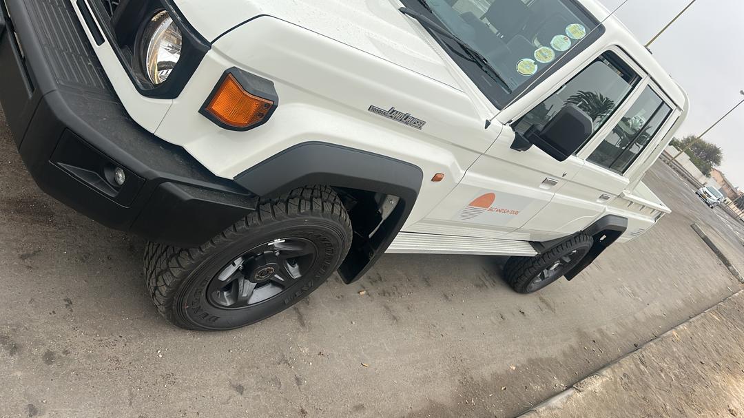 Toyota Land Cruiser 79 Pickup
